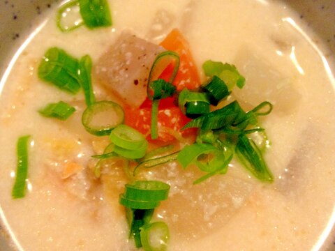 温まります☆鮭のあらで粕汁